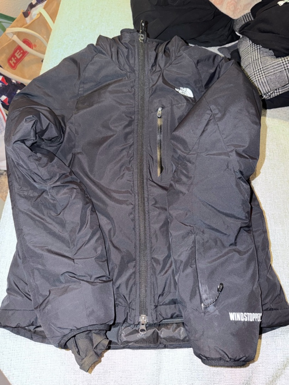 The North Face Women’s Windstopper Insulated Ski/Snow Jacket - Small